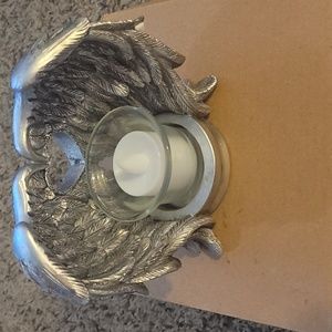Angel wing tea light holder